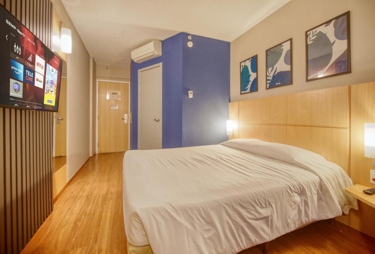 Hus Hotel Dourados Eksteriør billede
